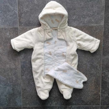 Outlet Suisse – Solderie & Neuf - Pyjama beige avc capuche