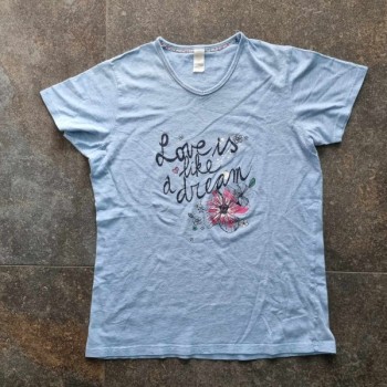 Outlet Suisse – Solderie & Neuf - T-shirt bleu Love is like a Dream