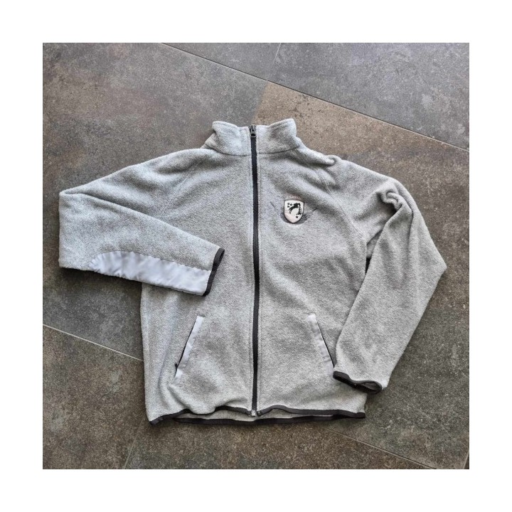 Outlet Suisse – Solderie & Neuf - Veste sport grise Décathlon