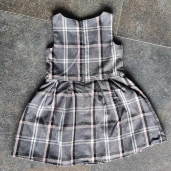 Outlet Suisse – Solderie & Neuf - Robe grise à rayures