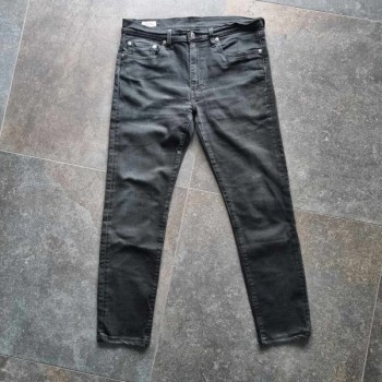 Outlet Suisse – Solderie & Neuf - Pantalon Jeans noir Levi's