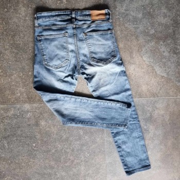 Outlet Suisse – Solderie & Neuf - Jeans foncé Slim Denim