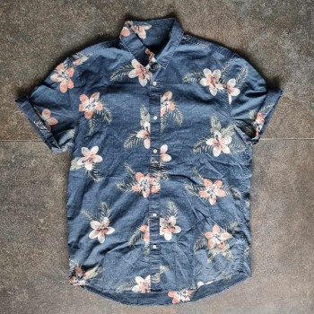 Outlet Suisse – Solderie & Neuf - Chemise bleue à fleurs We