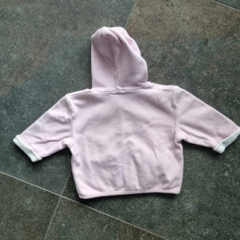 Outlet Suisse – Solderie & Neuf - Pull rose à capuche Jojo