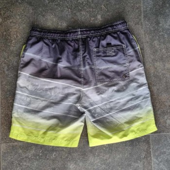 Outlet Suisse – Solderie & Neuf - Short de sport gris C&A