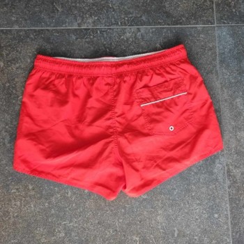 Outlet Suisse – Solderie & Neuf - Short de sport rouge Pulp