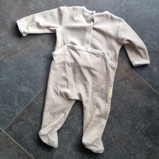 Outlet Suisse – Solderie & Neuf - Pyjama beige girafes Kiabi