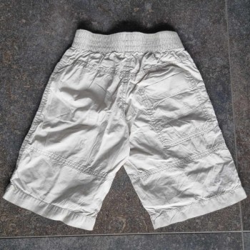 Outlet Suisse – Solderie & Neuf - Short blanc crème Benetton