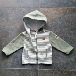 Outlet Suisse – Solderie & Neuf - Sweat à capuche vert Obaïbi