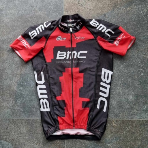 Outlet Suisse – Solderie & Neuf - Maillot cycliste rouge noir Texner