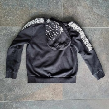 Outlet Suisse – Solderie & Neuf - Sweat noir à capuche Download