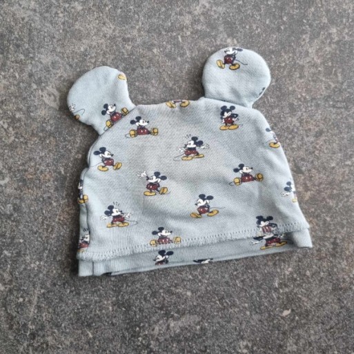 Outlet Suisse – Solderie & Neuf - Bonnet Disney gris avec MIckey