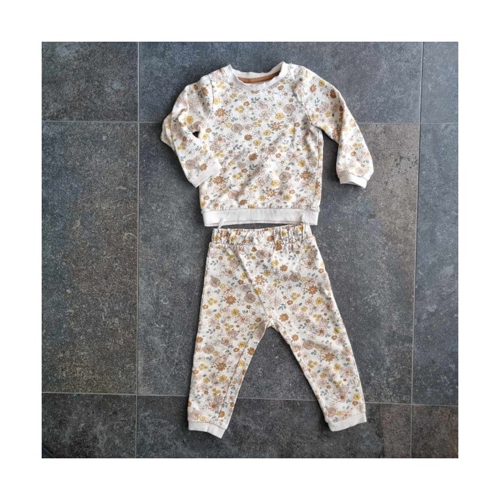 Outlet Suisse – Solderie & Neuf - Ensemble pyjama beige C&A