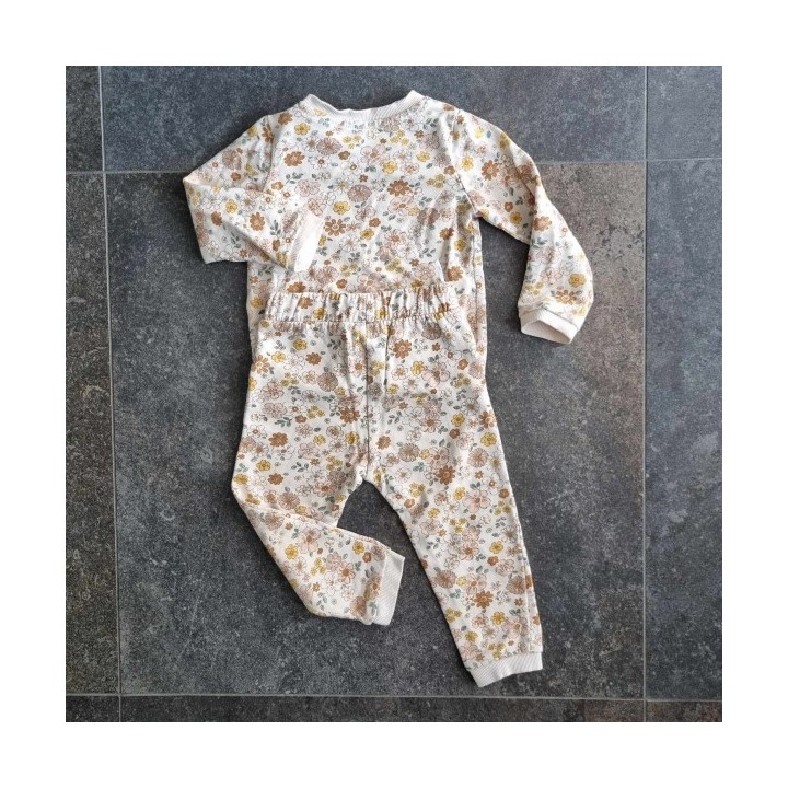 Outlet Suisse – Solderie & Neuf - Ensemble pyjama beige C&A