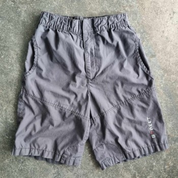 Outlet Suisse – Solderie & Neuf -  Short de sport gris Teddys