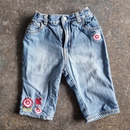 Outlet Suisse – Solderie & Neuf - Pantalon jeans bleu à fleurs H&M