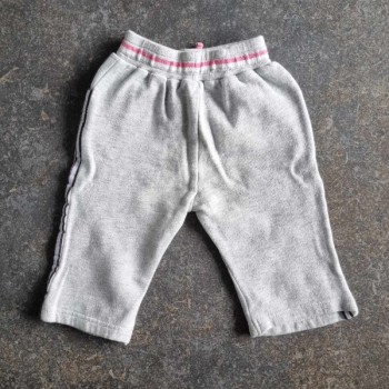 Outlet Suisse – Solderie & Neuf - Pantalon gris de sport Baby Club