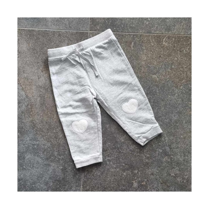 Pantalon gris petits coeurs