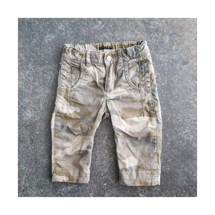 Solderie suisse – Seconde main & Neuf - Pantalon style army Sisley