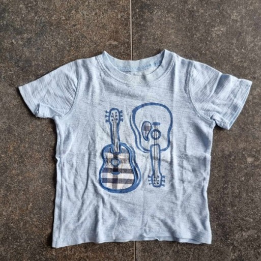 Solderie suisse – Seconde main & Neuf - T-shirt bleu ciel guitares