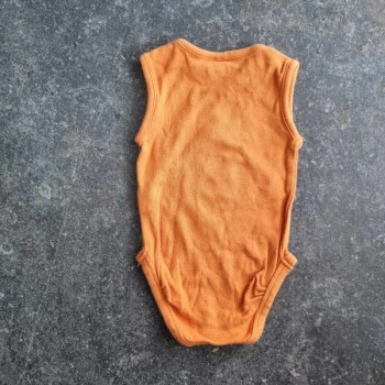 La Solderie - Seconde main et neuf - Body orange chat botté