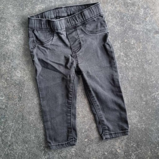 Outlet Suisse – Solderie & Neuf - Jeans noir stretch H&M