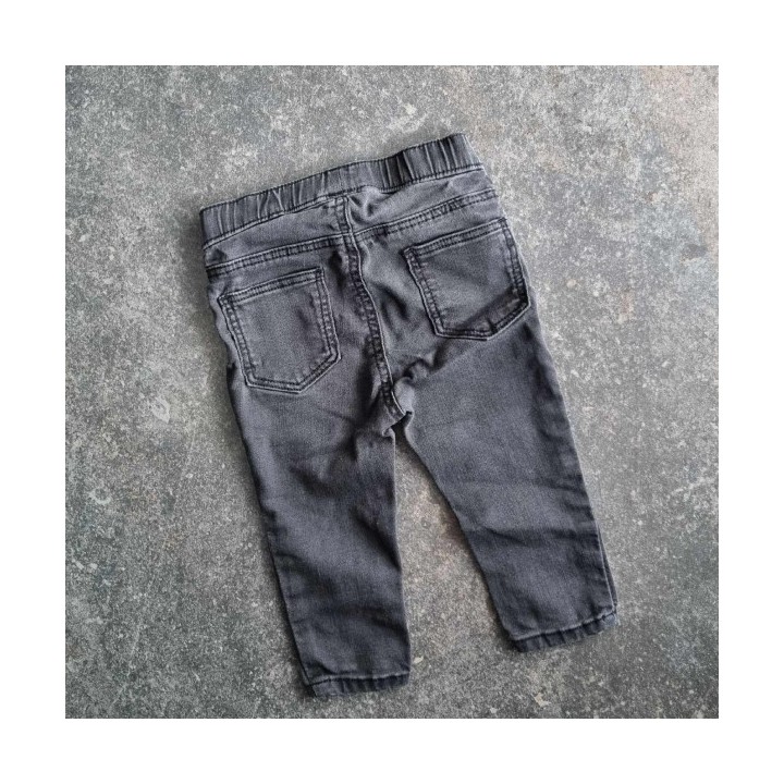 Outlet Suisse – Solderie & Neuf - Jeans noir stretch H&M