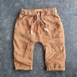 La Solderie suisse - Pantalon tissus beige Staccato taille 68