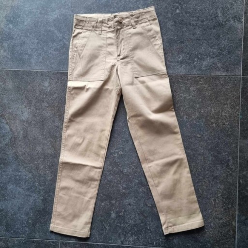 Outlet Suisse – Solderie & Neuf - Pantalon en tissus beige