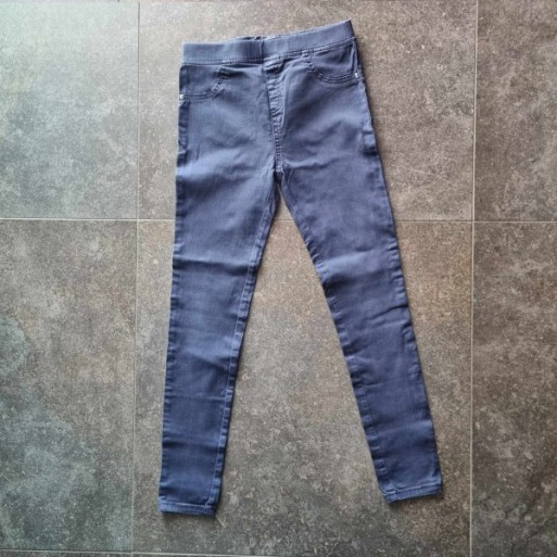 Outlet Suisse – Solderie & Neuf - Pantalon tissus strech bleu Reserved