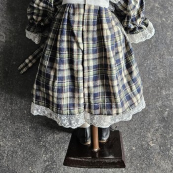Poupée ancienne