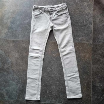 Outlet Suisse – Solderie & Neuf - Jeans gris Caprice de fille