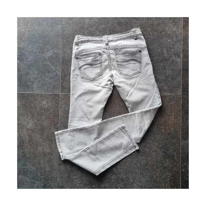 Outlet Suisse – Solderie & Neuf - Jeans gris Caprice de fille